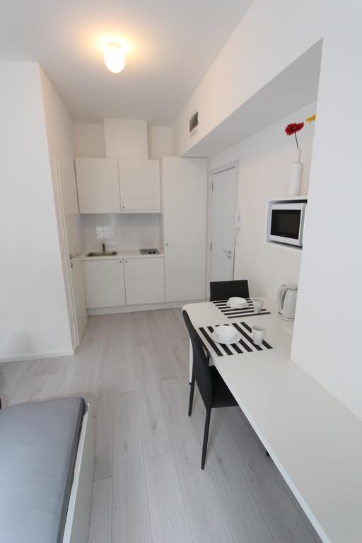 Apartments Simple Teslina Zágráb Kültér fotó