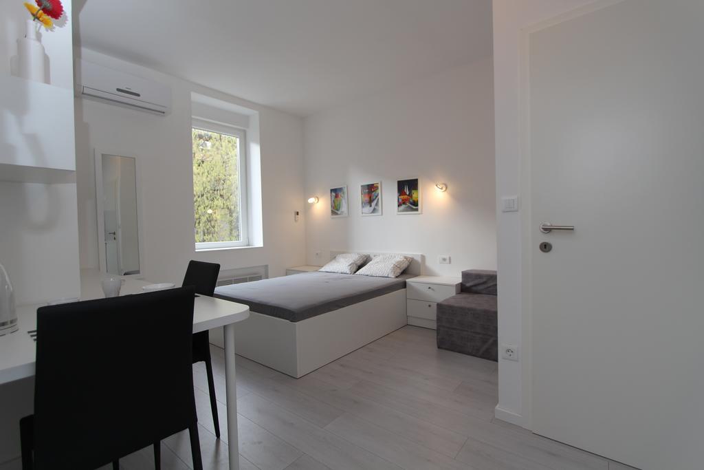 Apartments Simple Teslina Zágráb Kültér fotó